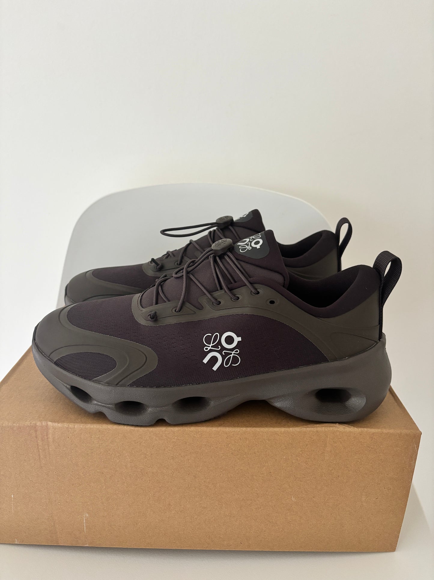 Loewe x On