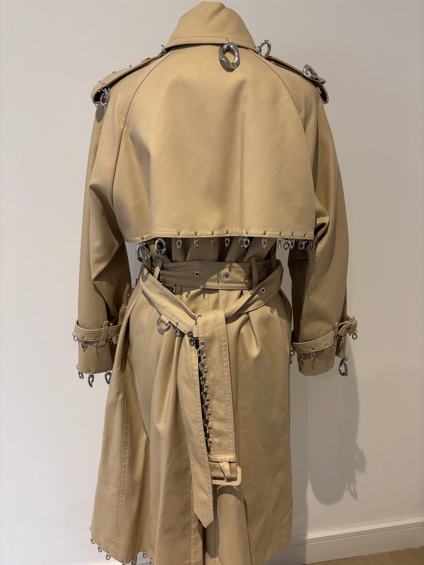 Burberry FW 2022 Chain Link Piercing Cotton Gabardine Trench Coat