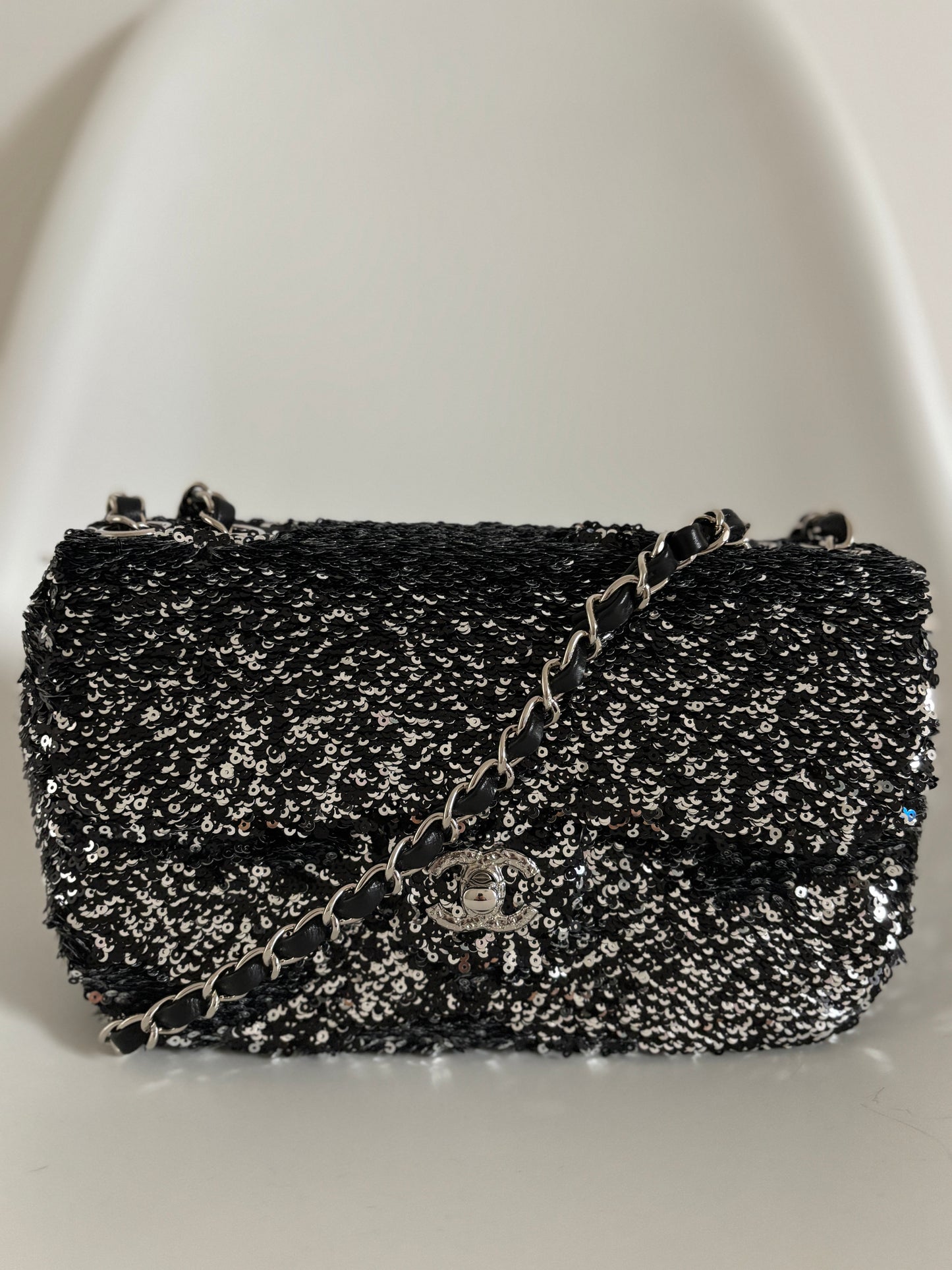 Chanel SS 2023 Classic Sequin Medium Flap Bag