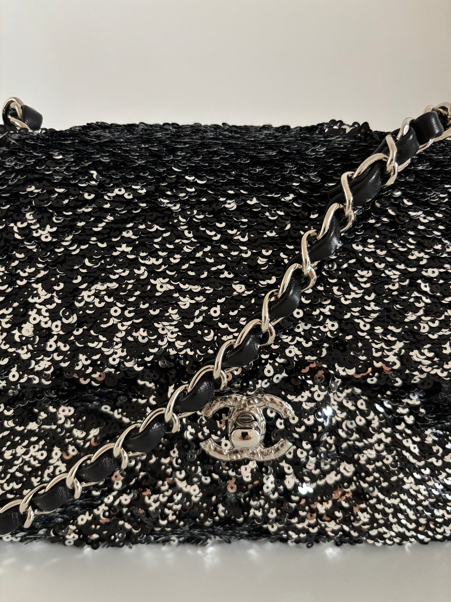Chanel SS 2023 Classic Sequin Medium Flap Bag